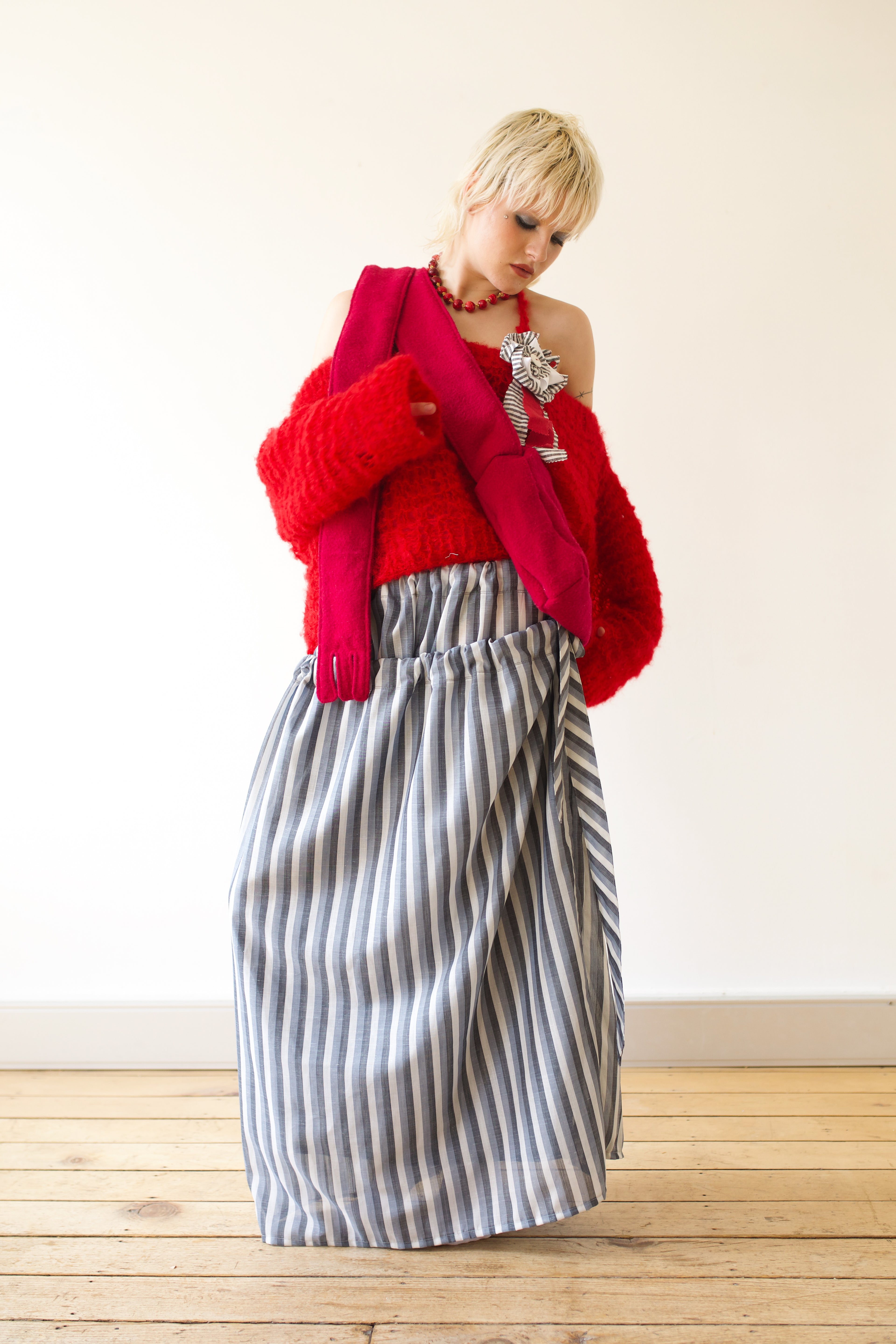 Wanda Scarf/Bag iPad Kid Clinger