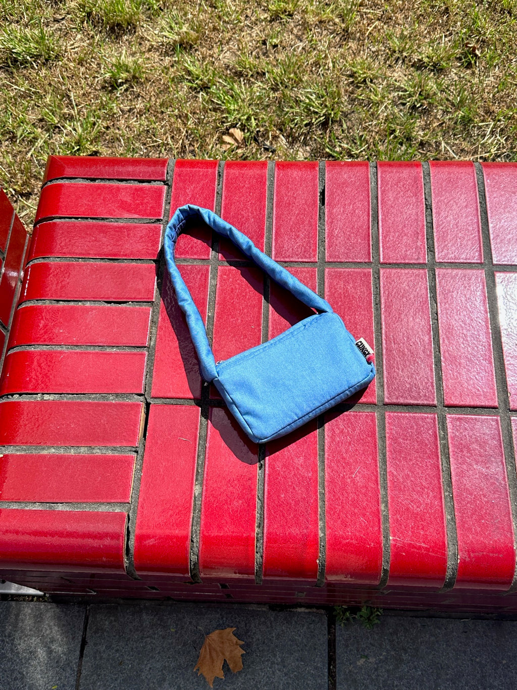 Two Tone Blue Shoulder Clinger image 4