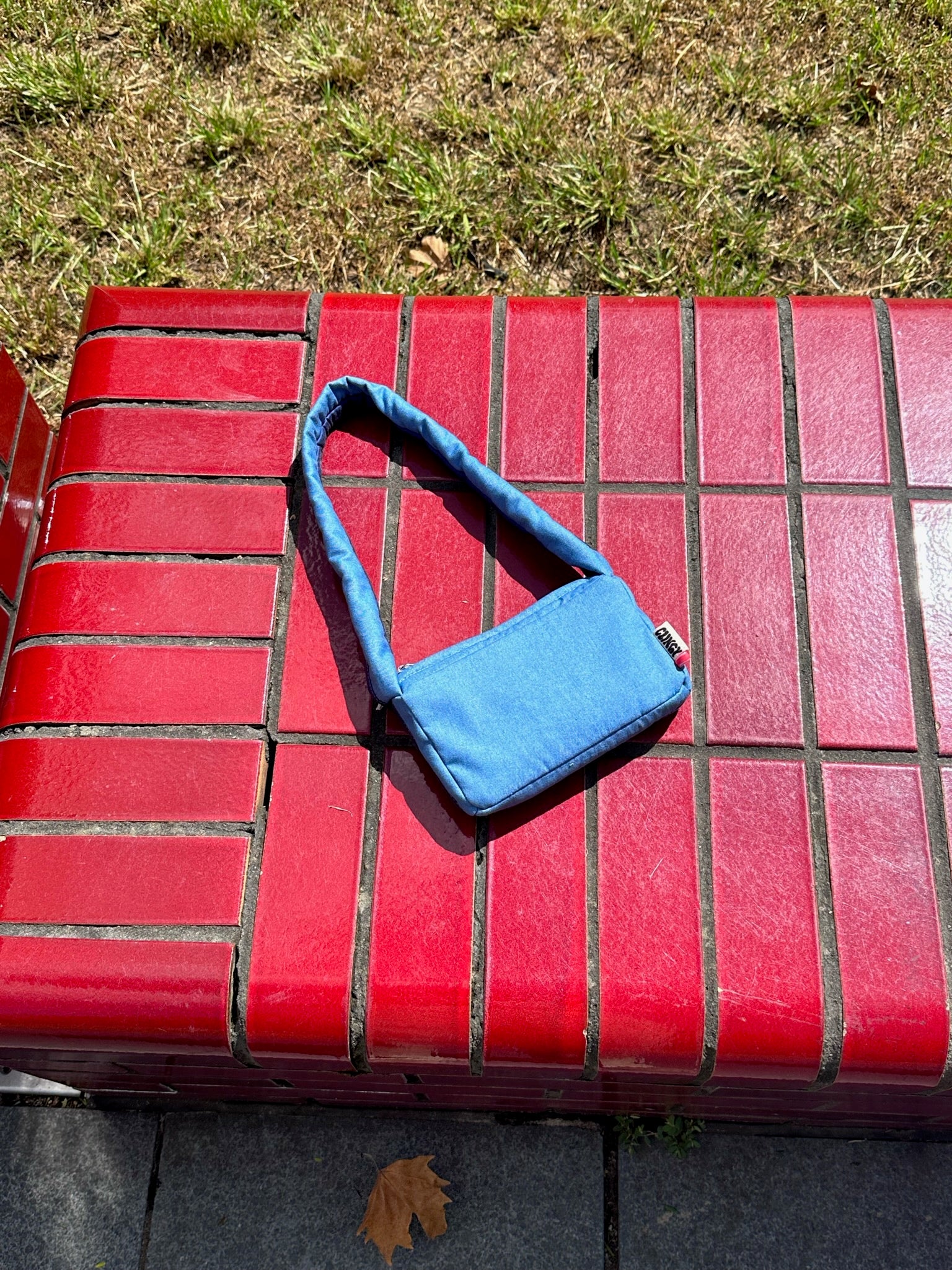 Two Tone Blue Shoulder Clinger image 4