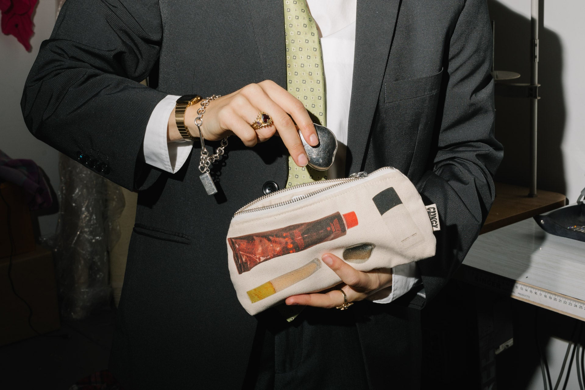 Office Manager Clinger image 2