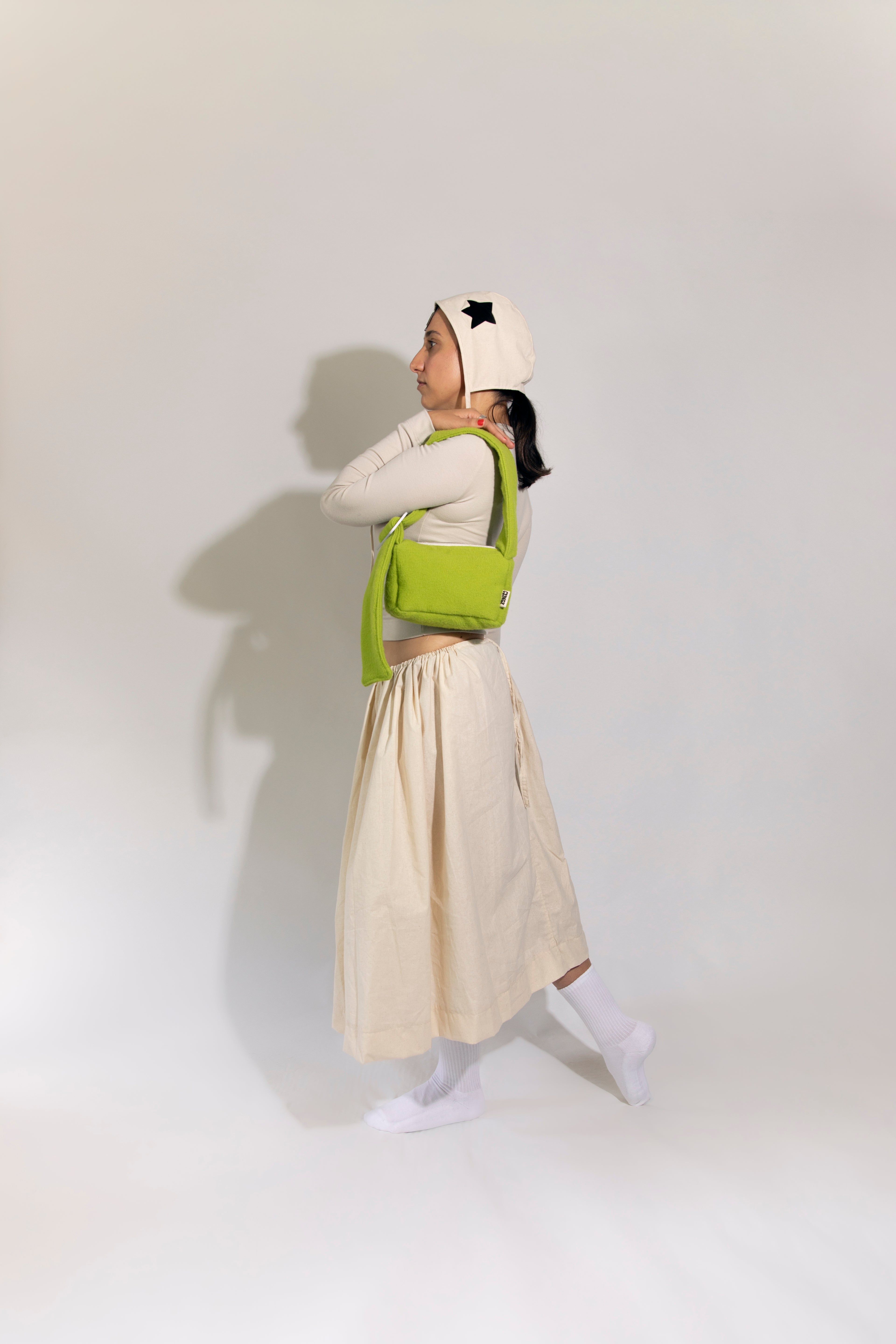 Cosmo Shoulder Clinger