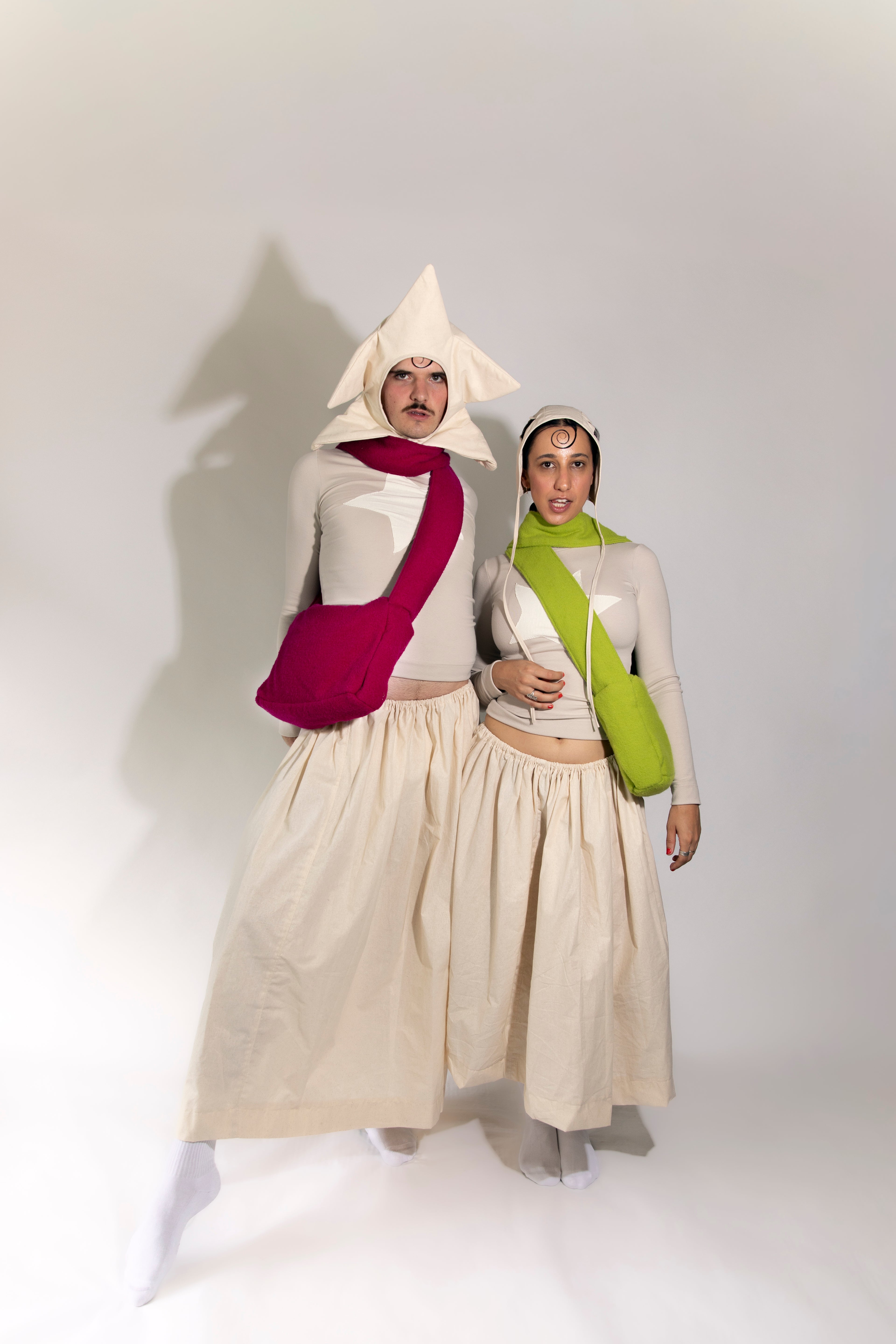 Wanda Scarf/Bag iPad Kid Clinger