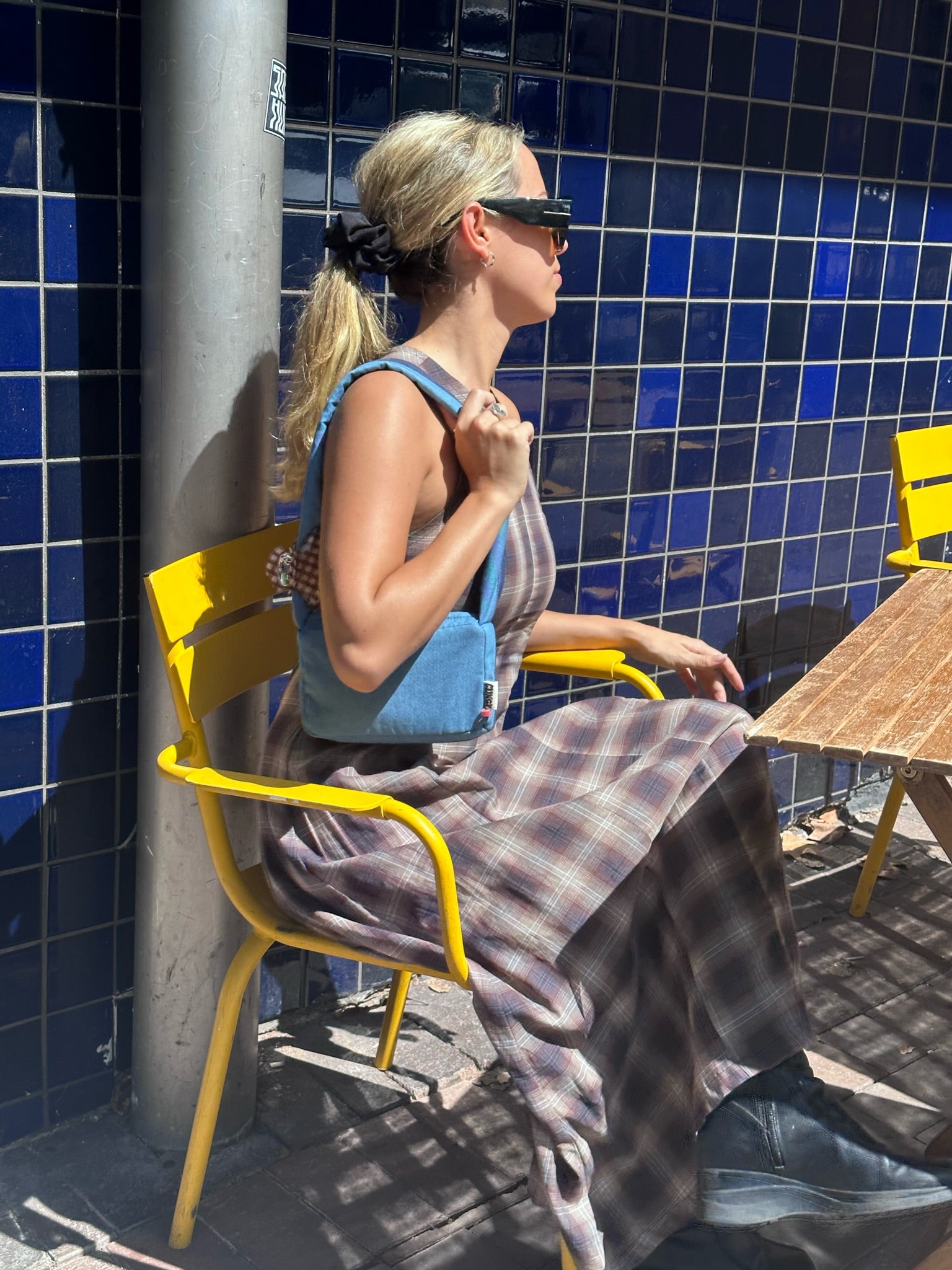 Two Tone Blue Shoulder Clinger image 3